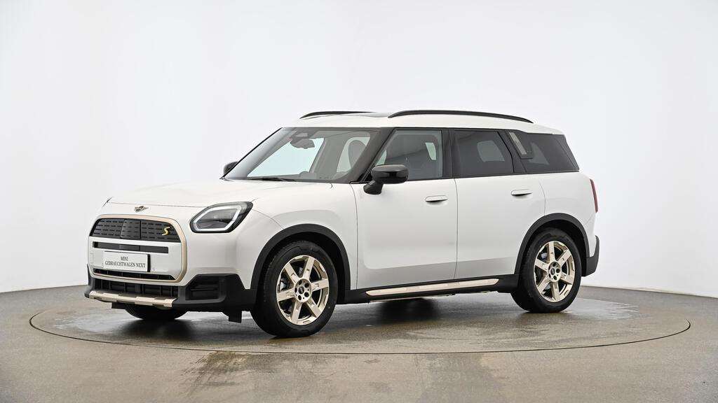 Mini Countryman SE All4 6.344 km 38.919 &euro; München 80788