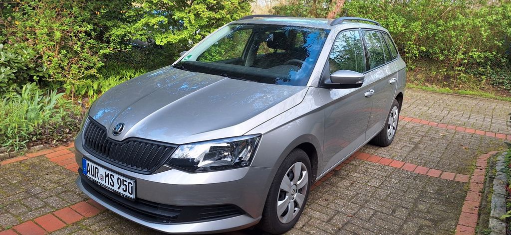 Skoda Fabia 24.537 km 9.900 &euro; Aurich 26605