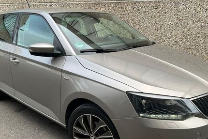 Skoda Fabia 109.000 km 9.699 &euro; Mönchengladbach 41065