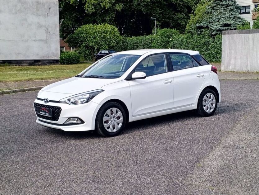 i20