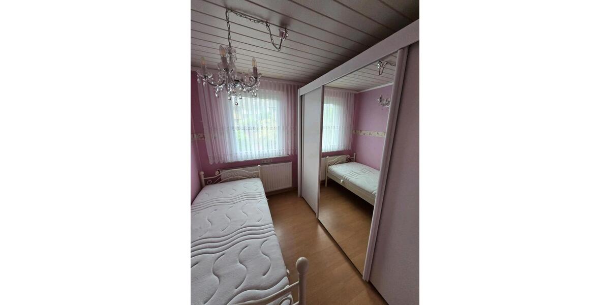 Reihenhaus Kaiserslautern Betzenberg - 3 Zimmer, 110 m&sup2;, 1.500&euro; | Angebot:26394081