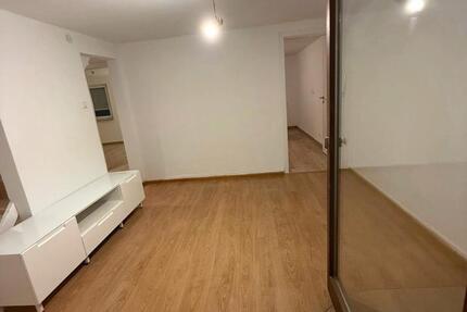 Haus Balingen - 6 Zimmer, 105 m&sup2;, 900&euro; | Angebot:24744635