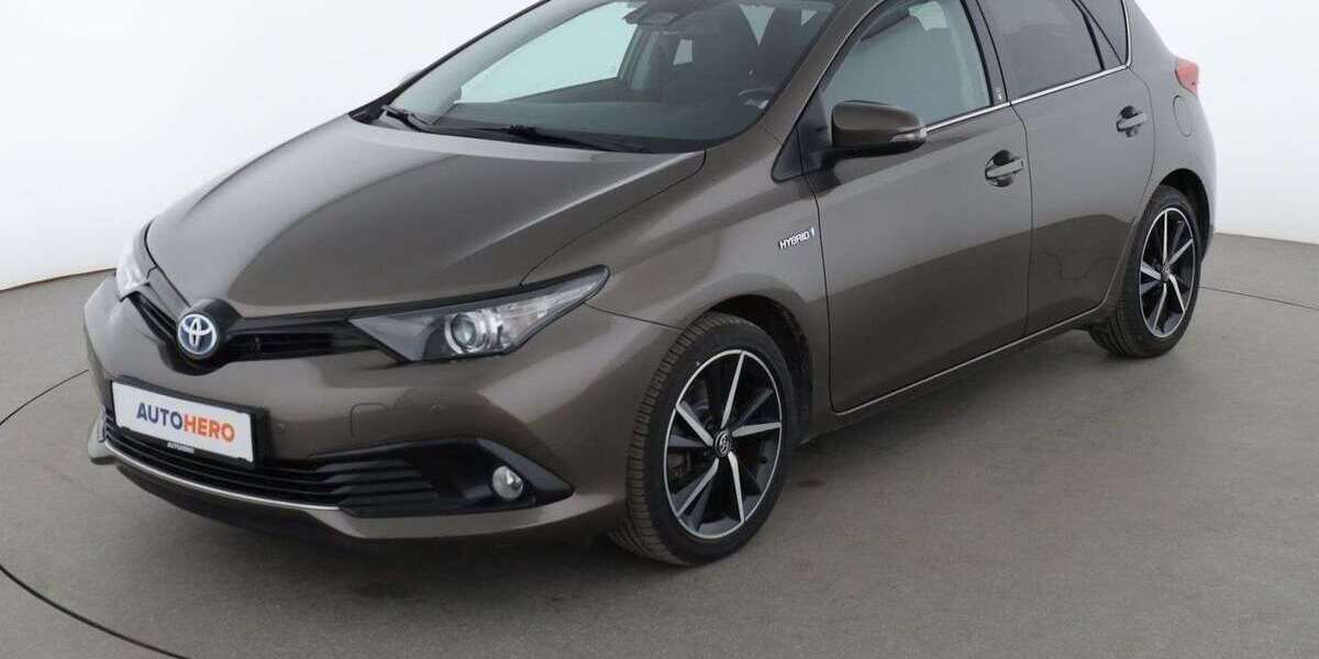 Toyota Auris 102.769 km 14.170 &euro; Laatzen 30880