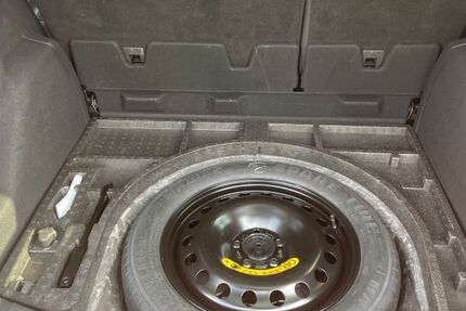 Ford Kuga 92.000 km 14.300 &euro; Bergheim 50127