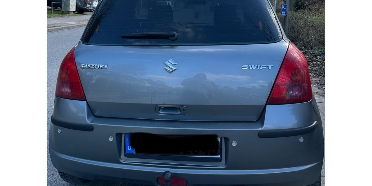 Suzuki Swift 234.000 km 3.500 &euro; Hamburg 22337