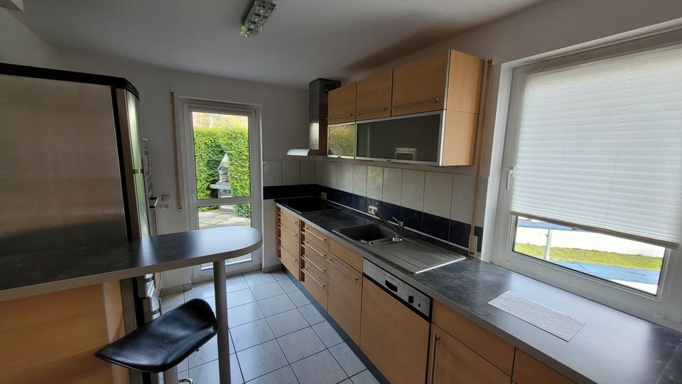 Doppelhaushälfte zu vermieten – ideal für kleine Familie 4 zimmer