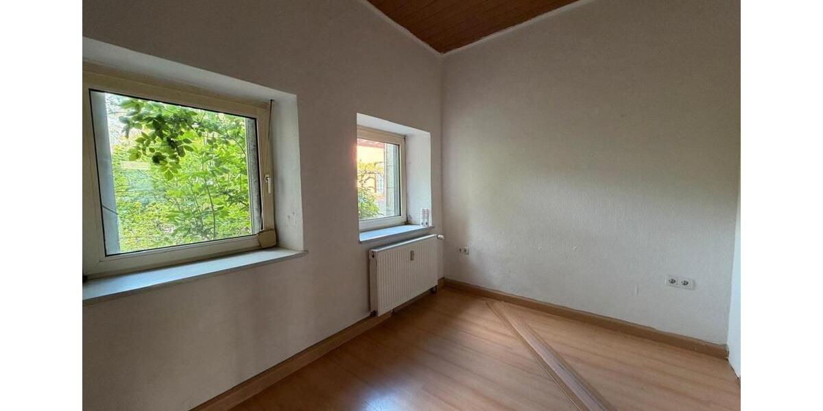 Erdgeschoßwohnung Hof Altstadt - 2 Zimmer, 50 m&sup2;, 350&euro; | Angebot:26613622