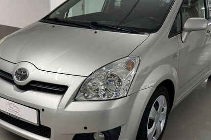 Toyota Corolla Verso 142.000 km 5.999 &euro; Frankfurt am Main 60386