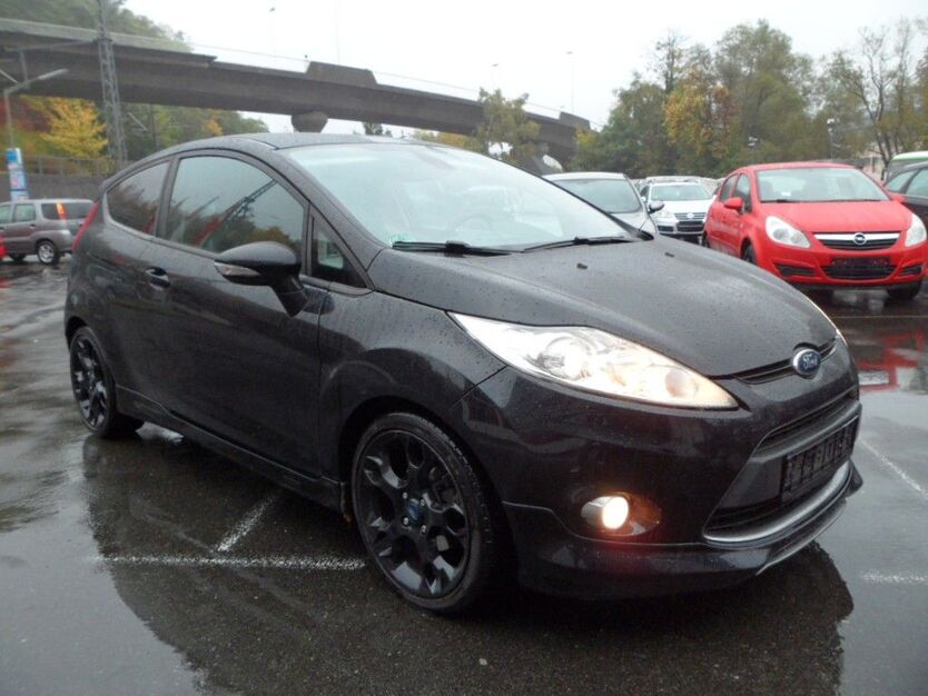 Ford Fiesta 167.235 km 5.000 € Siegen 57078
