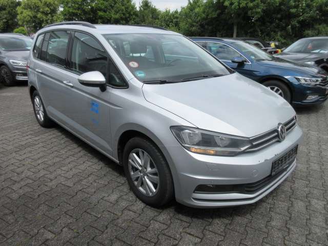 VW Touran Comfortline 2.0 TDI NAVI ALU APS SITZHEIZUN 212.780 km 12.988 &euro; Bergkamen 59192