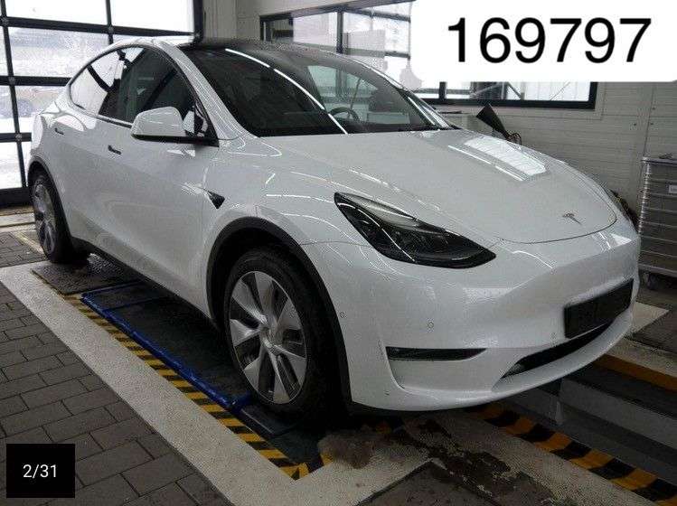 Tesla Model Y 73.394 km 31.950 &euro; Herges-Hallenberg 98587
