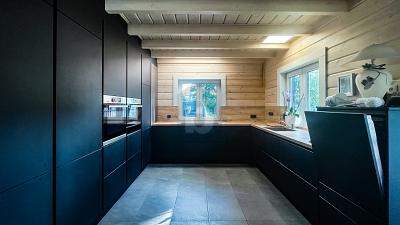 TRAUMHAFTER FLAIR MIT GALERIE UND TRAUM EBK - Einfamilienhaus Papenburg | Angebot:26900692