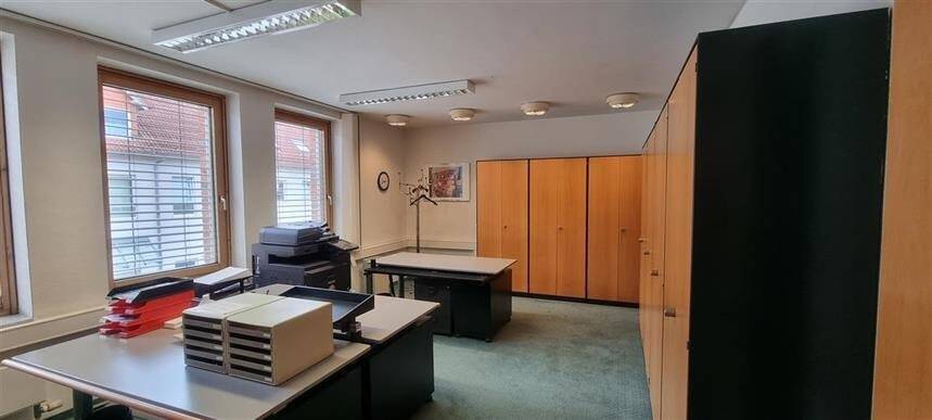 Gewerbeobjekt Strasburg - 9 Zimmer, 295.000&euro; | Angebot:26858916