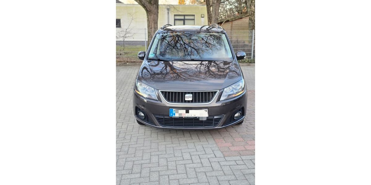 Seat Alhambra 157.000 km 12.250 &euro; Flensburg 24941