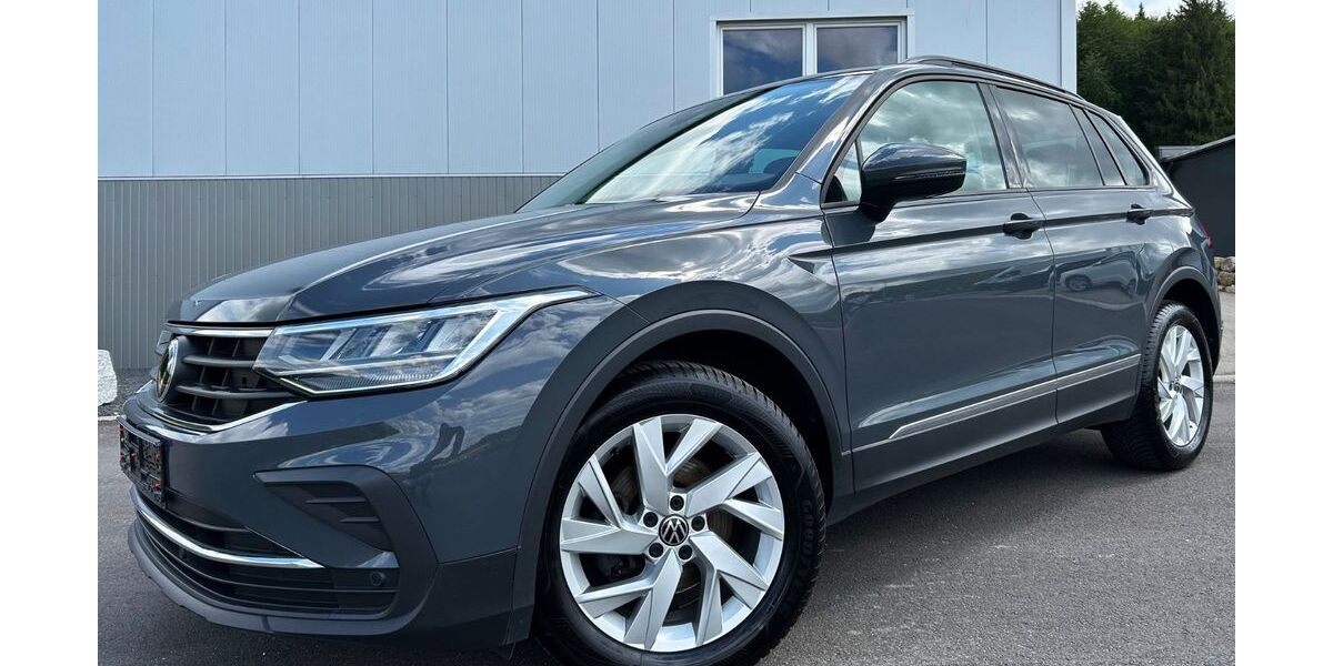 VW Tiguan 71.190 km 22.490 € Amstetten 73340