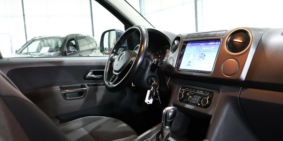 VW Amarok 2.0 TDI DSG HIGHLINE DC 4M / XENON, AHK 177.000 km 20.444 &euro; Hamm 59077