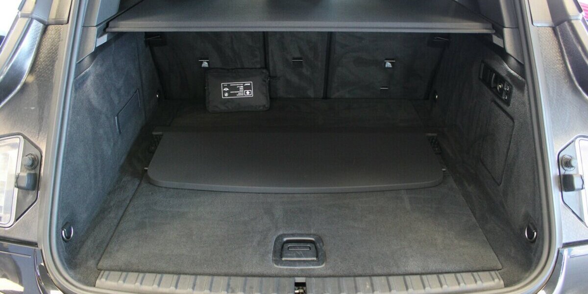 BMW iX xDrive50 35.740 km 54.980 &euro; Euskirchen 53881