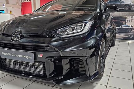 Toyota Yaris 2.800 km 44.993 &euro; Kaiserslautern 67661