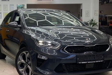 Kia ceed / Ceed 64.102 km 17.300 &euro; Neu-Isenburg 63263