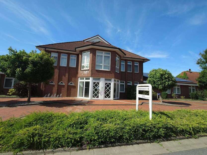 Büro in Wiemersdorf 7.983 € 364 m²