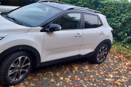 Kia Stonic 68.009 km 14.950 &euro; Kiel 24143