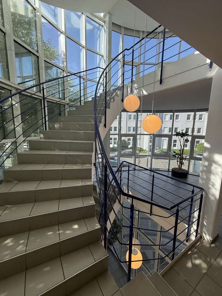 Büro in Mannheim 2.385 € 265 m²