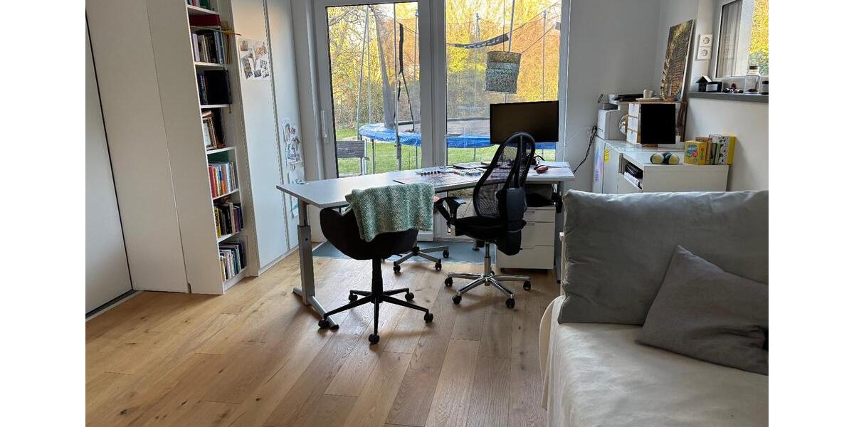 Einfamilienhaus Rühen - 5 Zimmer, 175 m&sup2;, 2.100&euro; | Angebot:25909198