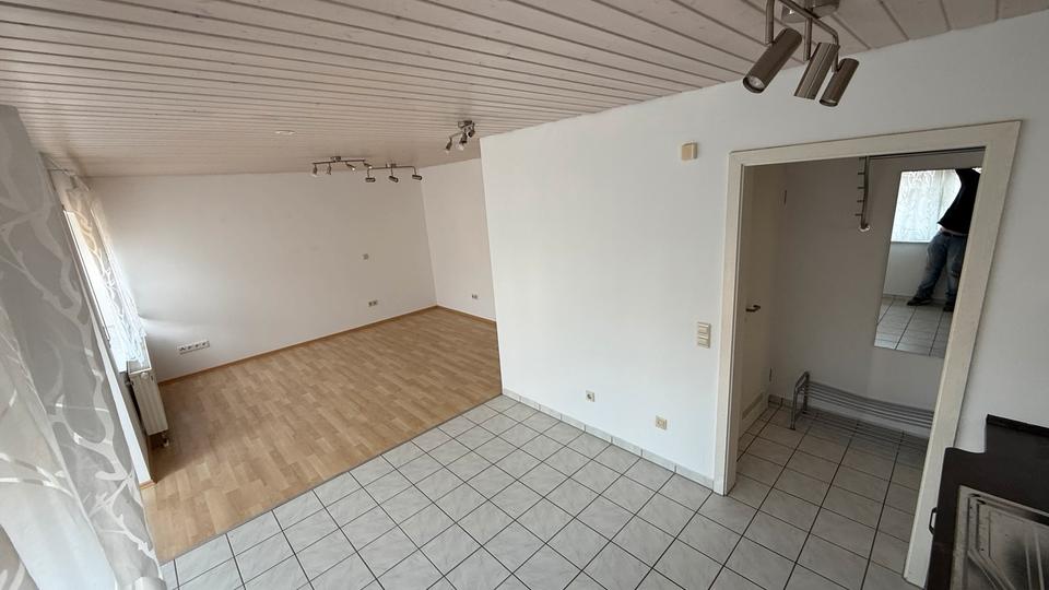 Erdgeschoßwohnung Nagold - 1 Zimmer, 22 m&sup2;, 400&euro; | Angebot:26222373
