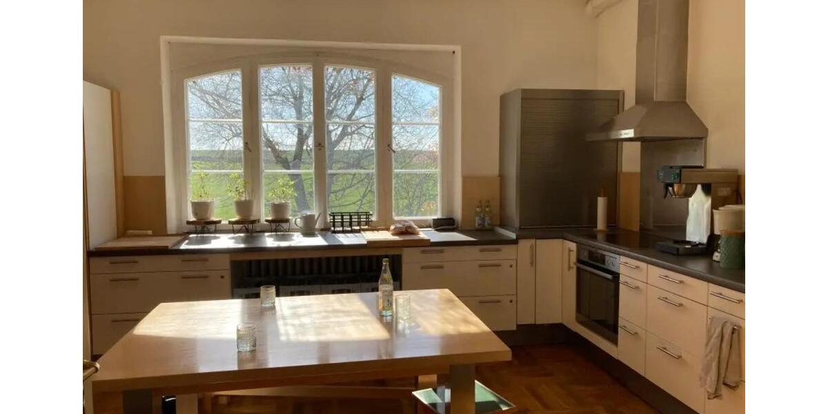 Villa Röfingen - 10 Zimmer, 336 m&sup2;, 998.000&euro; | Angebot:23556272
