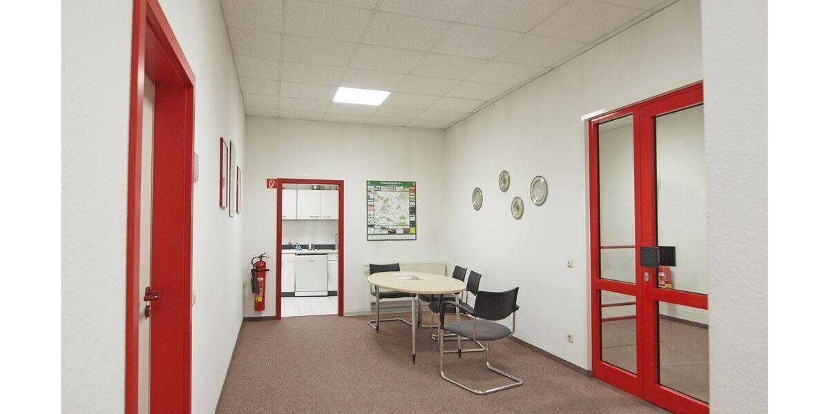 Gewerbeobjekt Frankenberg Frankenberg - 5 Zimmer, 180 m&sup2;, 1.170&euro; | Angebot:25689457