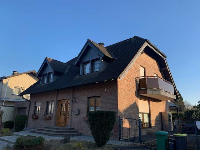 Etagenwohnung Wassenberg - 4 Zimmer, 120 m&sup2;, 1.200&euro; | Angebot:25407798