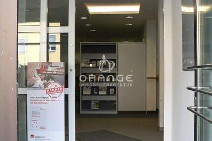 -RESERVIERT- ***TOP:Erstbezug nach Renovierung: Ladenfläche,Ergotherapie Physiotherapie auf 154 QM+KFZ-Stellplätze 4 zimmer