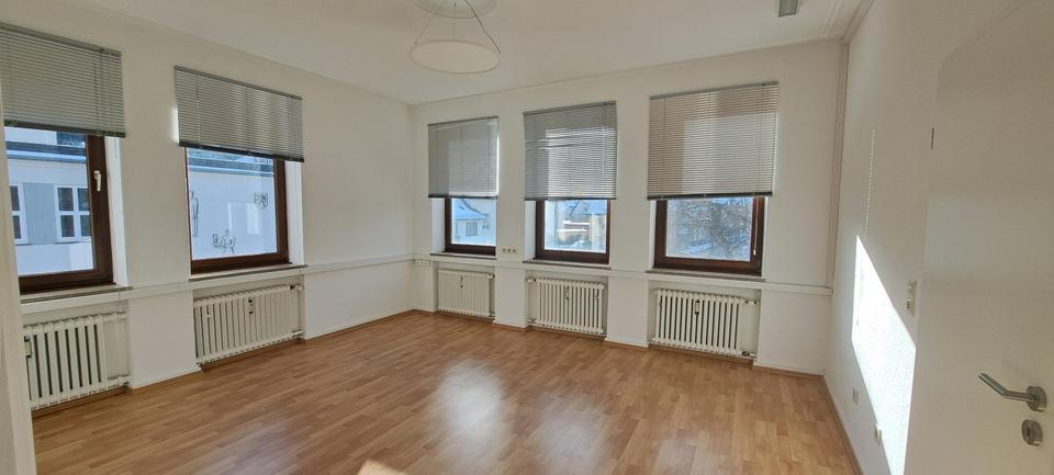 Gewerbeobjekt Schleiden - 950&euro; | Angebot:24480286