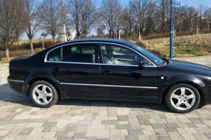 Skoda Superb 283.000 km 1.850 &euro; Waldbronn 76337