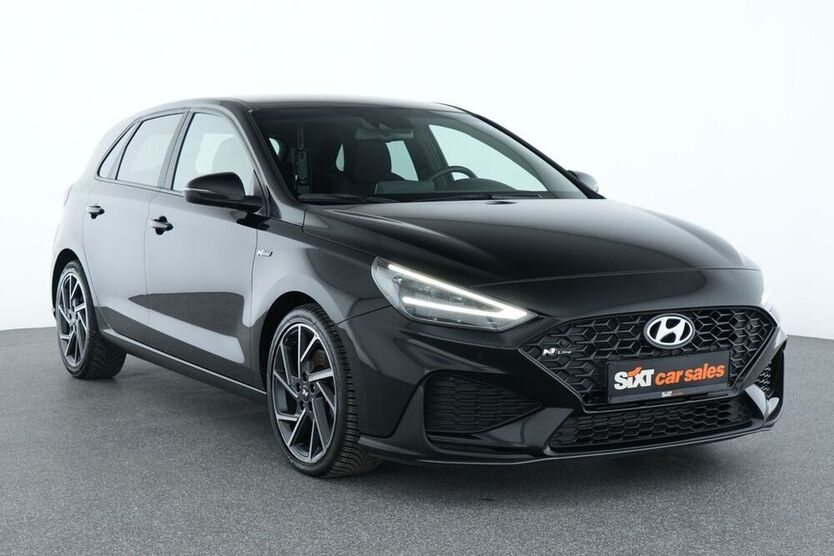 i30