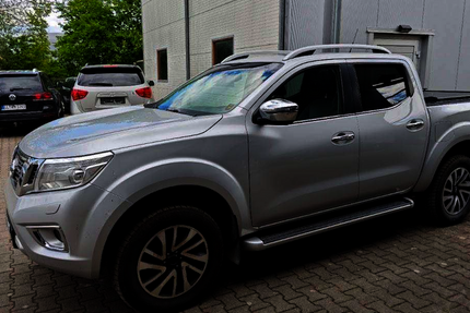 Nissan Navara 186.500 km 1.690.000 &euro; Landsberg am Lech, GKSt 86899