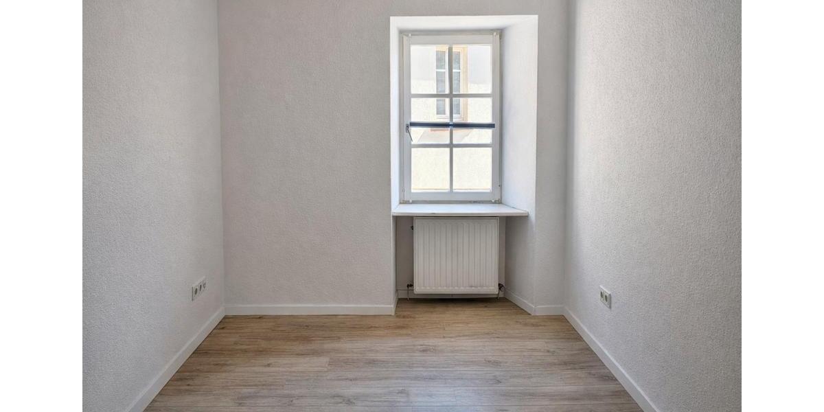 Etagenwohnung Ottweiler - 4 Zimmer, 100 m&sup2;, 795&euro; | Angebot:26375001