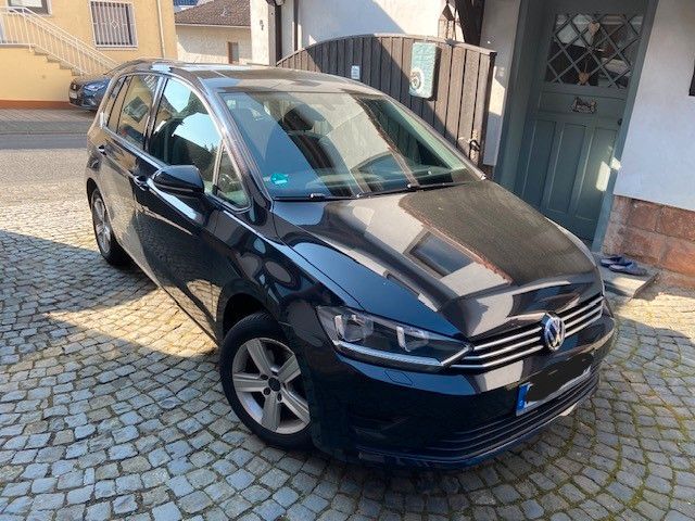 VW Golf Sportsvan 167.440 km 8.800 &euro; Schöneck Hess 61137