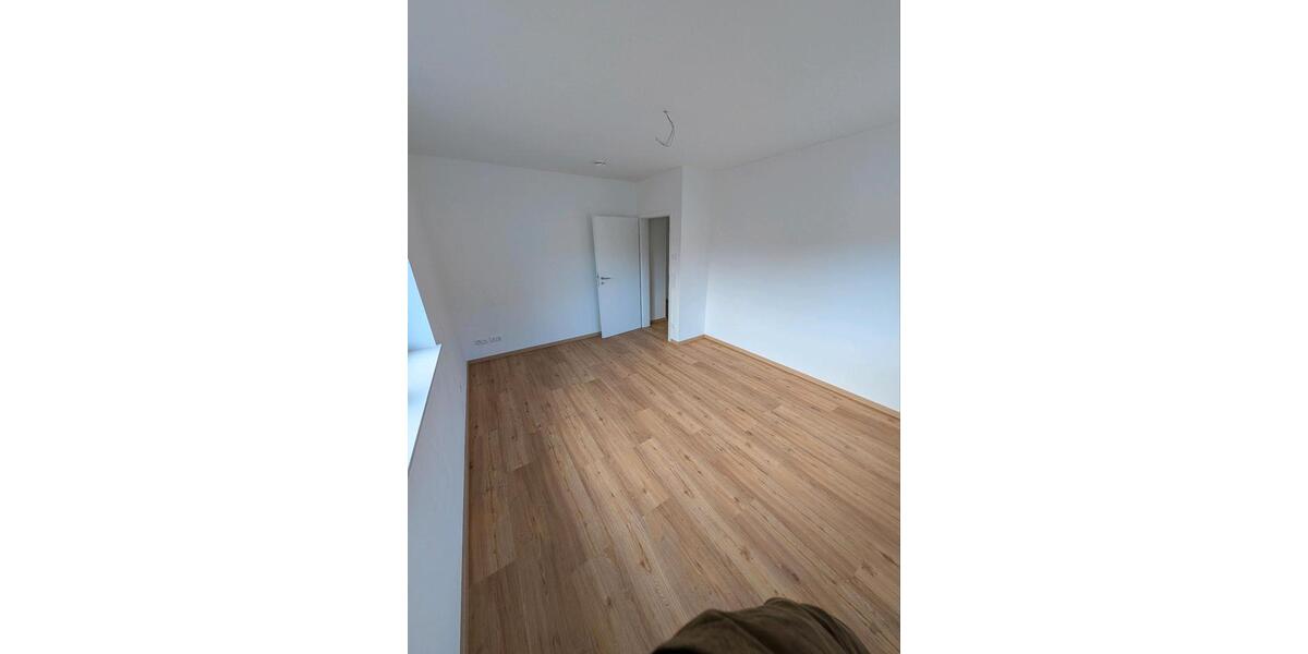 Etagenwohnung Winsen (Aller) - 3 Zimmer, 86 m&sup2;, 1.050&euro; | Angebot:25790293