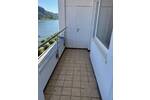 Rheinpromenade! Renovierte 4-Zimmerwohnung mit schickem Duschbad und Loggia