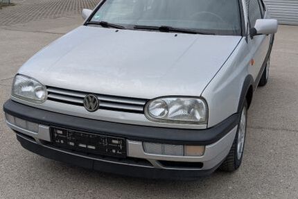 VW Golf 125.000 km 5.650 € Günzburg 89312