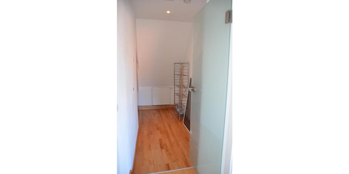 Dachgeschoßwohnung Böhl-Iggelheim Iggelheim - 3 Zimmer, 102 m&sup2;, 1.100&euro; | Angebot:24846921