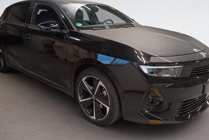 Opel Astra 2.500 km 27.500 &euro; Großenlüder-Müs 36137