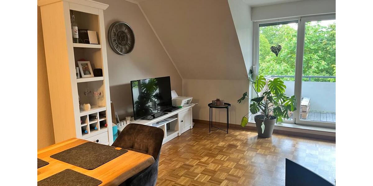 Dachgeschoßwohnung Hamm Braam-Ostwennemar - 4 Zimmer, 102 m&sup2;, 940&euro; | Angebot:26681776