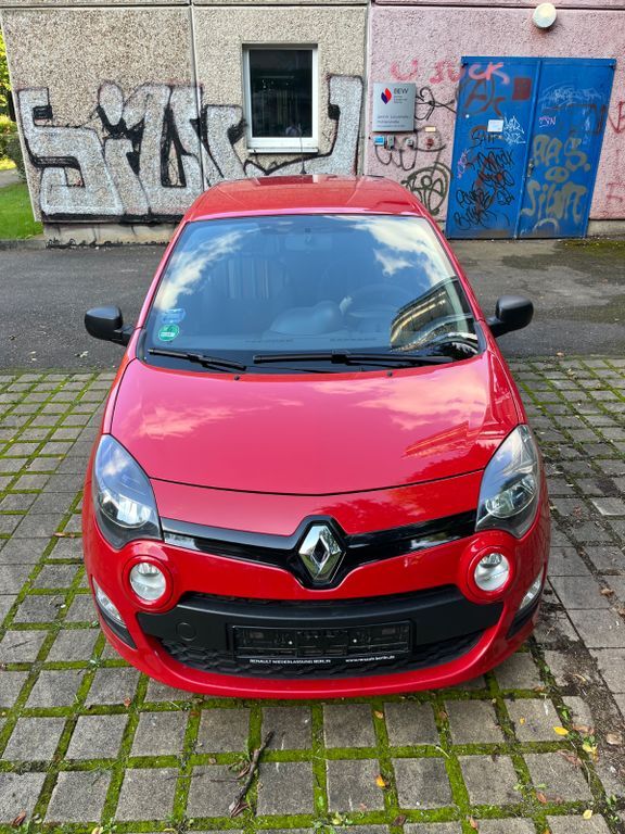 Renault Twingo 121.987 km 2.550 € Berlin 13187