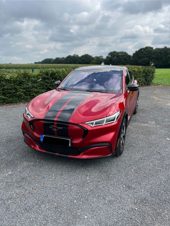 Ford Mustang Mach-E 122.072 km 22.999 € Minden 32425