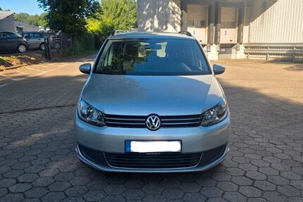 VW Touran 174.000 km 6.100 &euro; Norderstedt 22850
