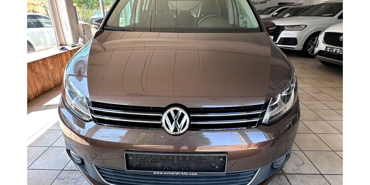 VW Touran 87.000 km 7.900 &euro; Bonn 53119