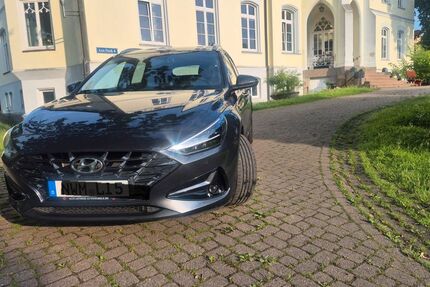 Hyundai i30 125.000 km 13.990 &euro; Gadebusch 19205