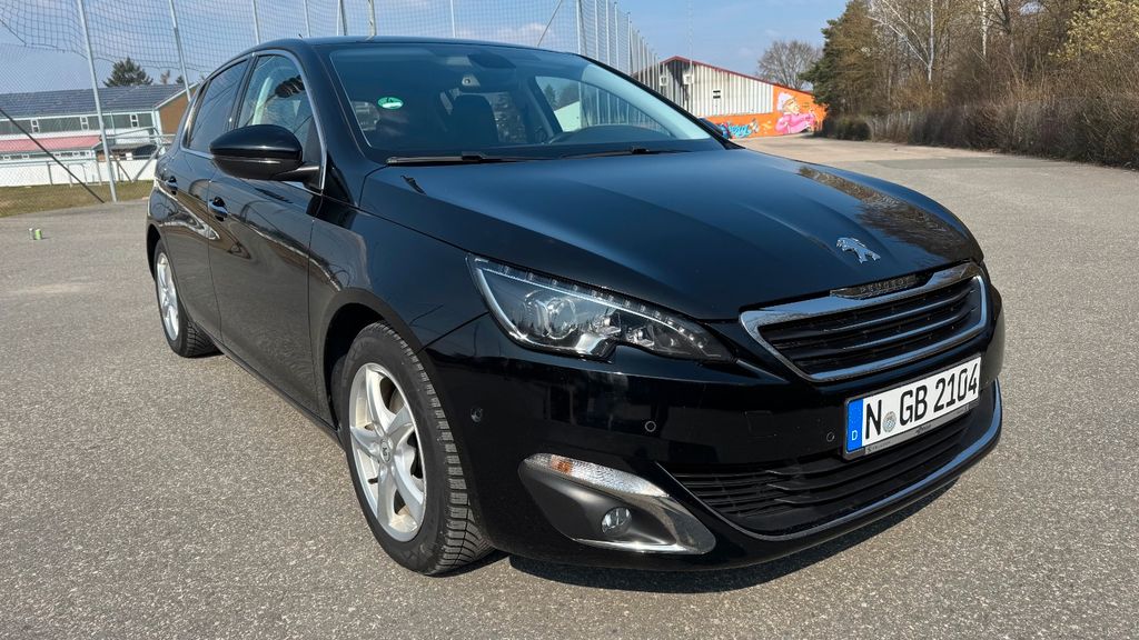 Peugeot 308 119.300 km 7.990 &euro; Nürnberg 90441